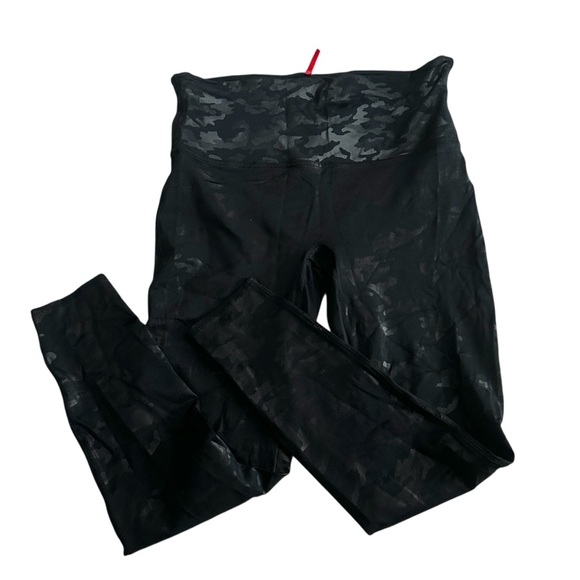 Spanx Camo Coated Faux Leather Look Leggings Womens Size XL - Picture 2 of 6